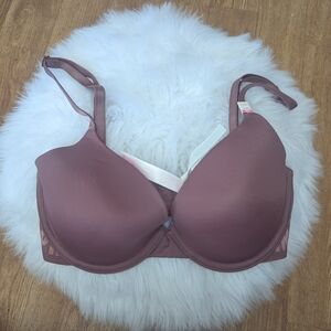 PINK Victoria's Secret Wear Everywhere T-shirt Lightly Lined Dark Mauve